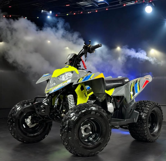 Polaris OUTLAW 110 EFI Off-Road 2023, Automatic,Youths Gas ATV Age 10+ Colour Lime