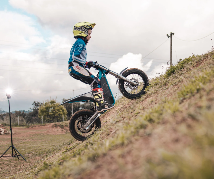 Torrot MX1 Kids Electric Dirt Bike – Age 3-8 -Safe, Smart & Built for Fun!