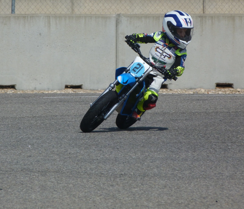 Torrot Supermotard TWO (SM2) – The Ultimate Kids Electric Dirt Bike (Ages 6–12)