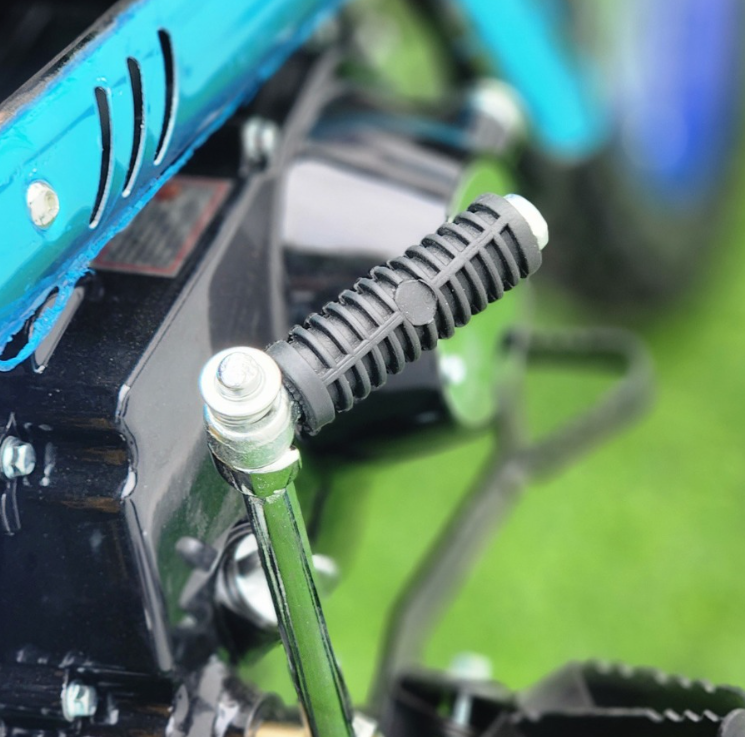 Gas Dirt Bike 200CC – Ideal for Teens (Ages 12–16+)