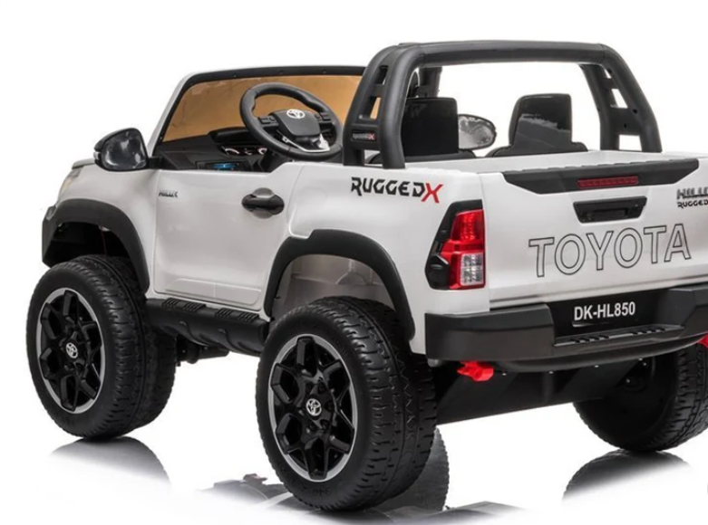 Ride on kids Hilux 4x4 4WD Licensed rechargeable Age 2-8 Years