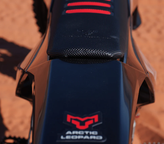 Arctic Leopard EXE 880 Electric Dirt Bike –90V 75Ah 37Kw Pure Off-Road Power Speed 125 km/h & Range 215 km
