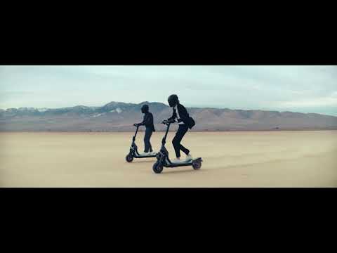 Segway Ninebot GT2 Superscooter 70kmh 90km Range